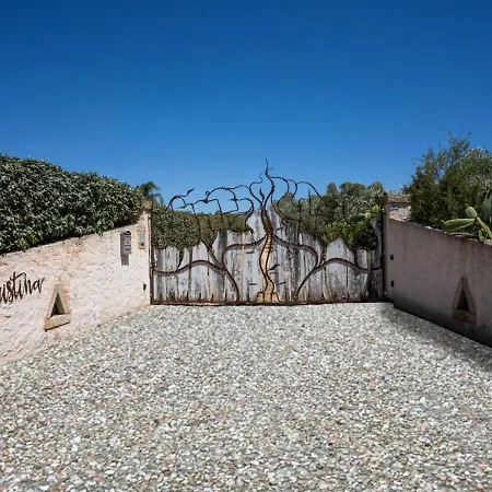 Cristina Villa San Pantaleo